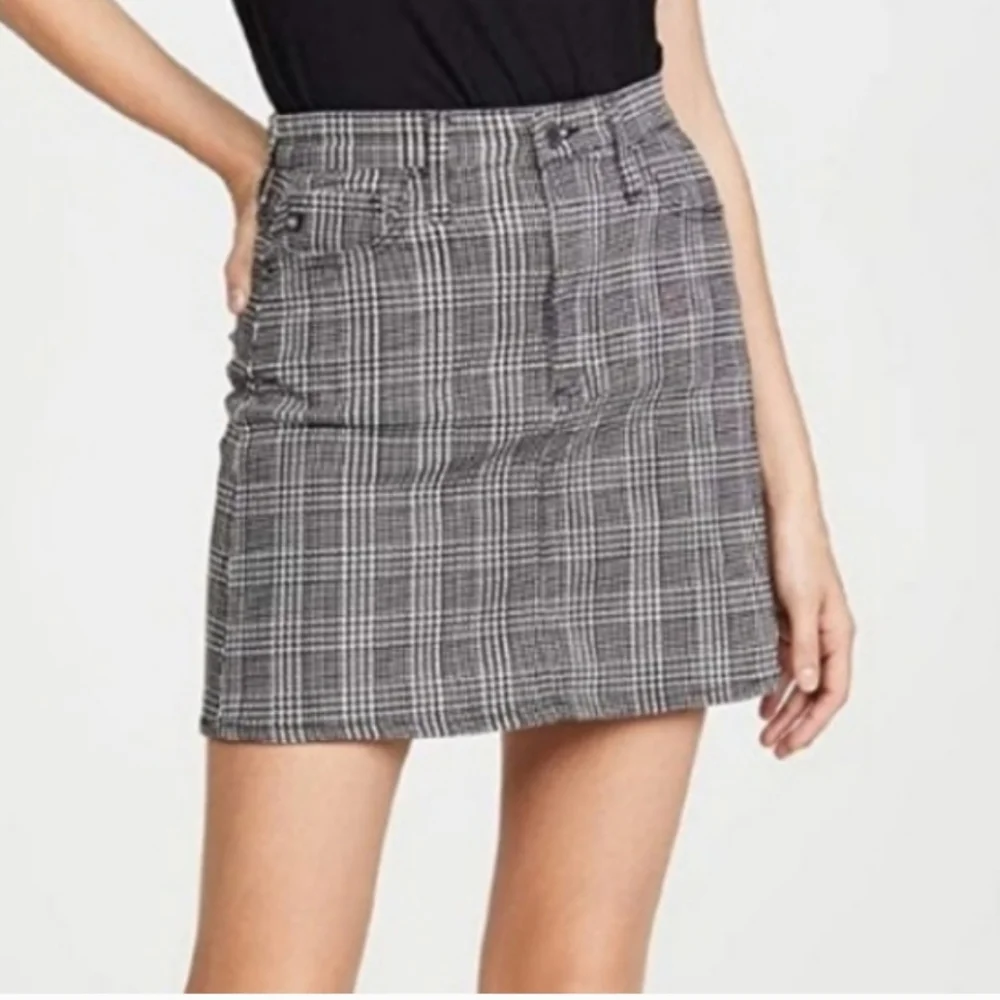 Women's American Eagle Outfitters Plaid Mini Skirt Sz 6